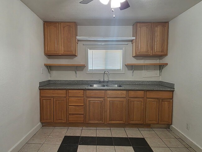 Photo - 2050 Branstetter Ln Unit 5410