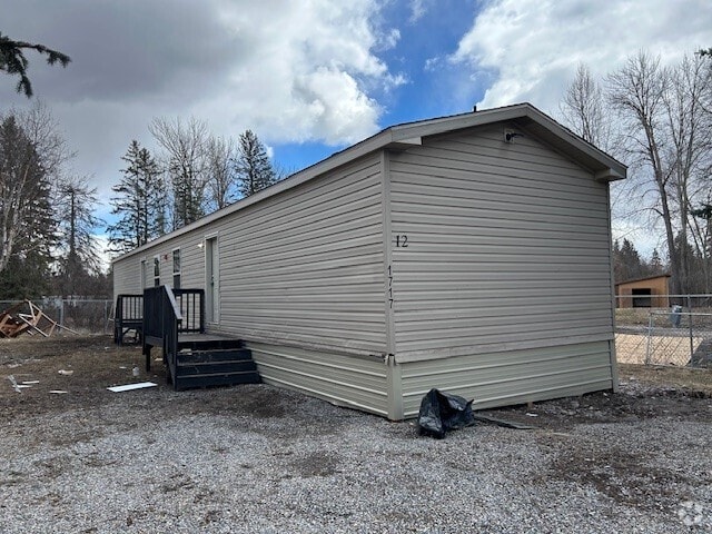 Building Photo - 111 S Cedar Dr Rental