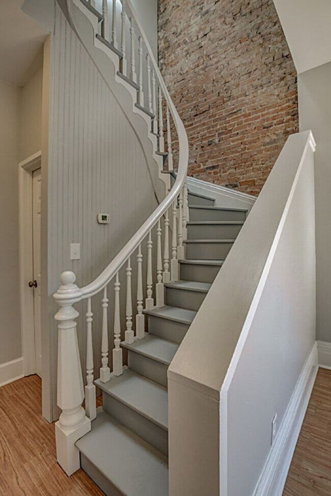 Photo - 420 Chestnut St