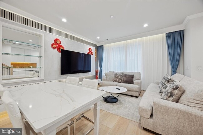 Photo - 3001 Sedgeview Walk