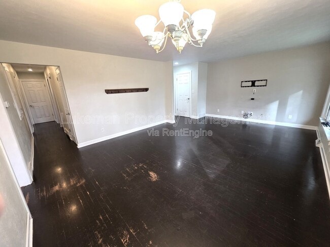 Photo - 140 Parkridge Dr