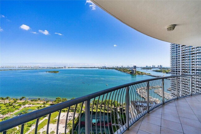 Building Photo - 1750 N Bayshore Dr Unit 2301