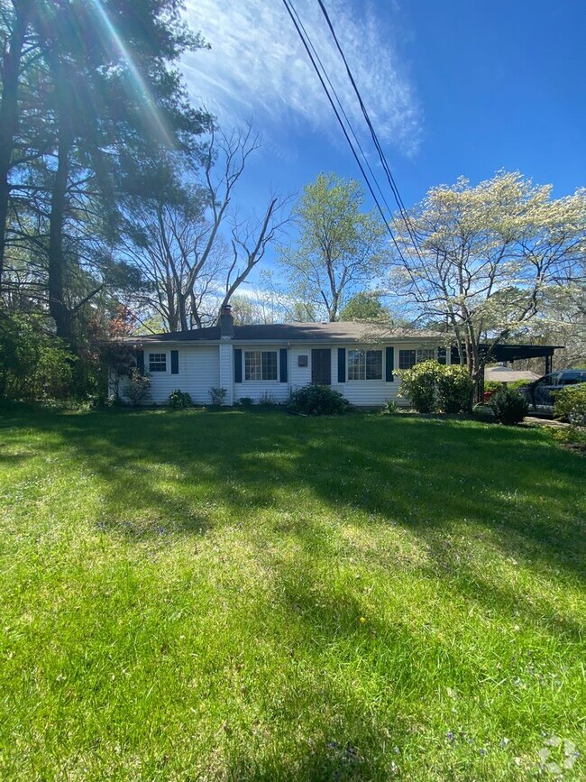 Building Photo - Perfect location in West Knoxville!! Rental
