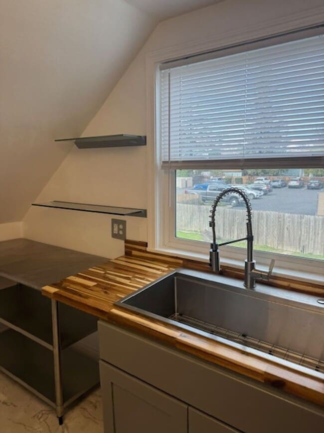 Photo - RENOVATED UPSTAIRS 2 BEDROOM HOME- FULL PRIVATE UPPER LEVEL