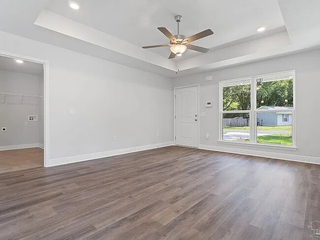 Photo - 8418 Cherry Ave