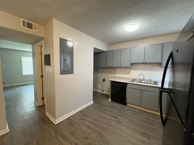 Photo - 131 Wall St Unit 117