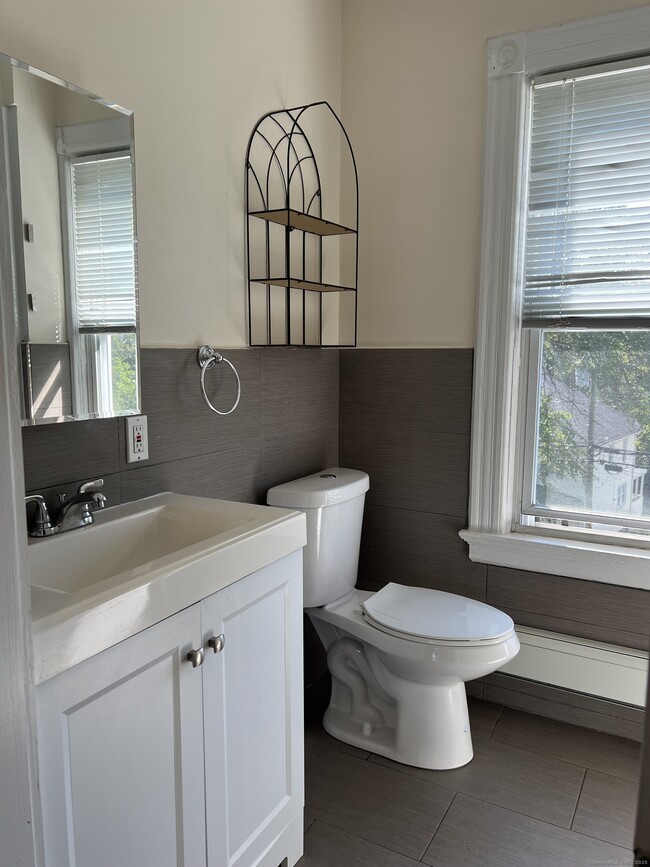 Photo - 71 Byram Rd Unidad 2