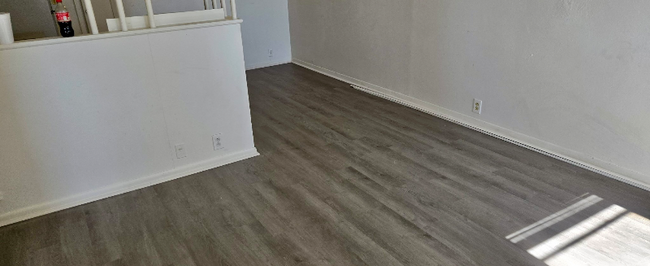 Building Photo - 414 Ave A Ave Rental