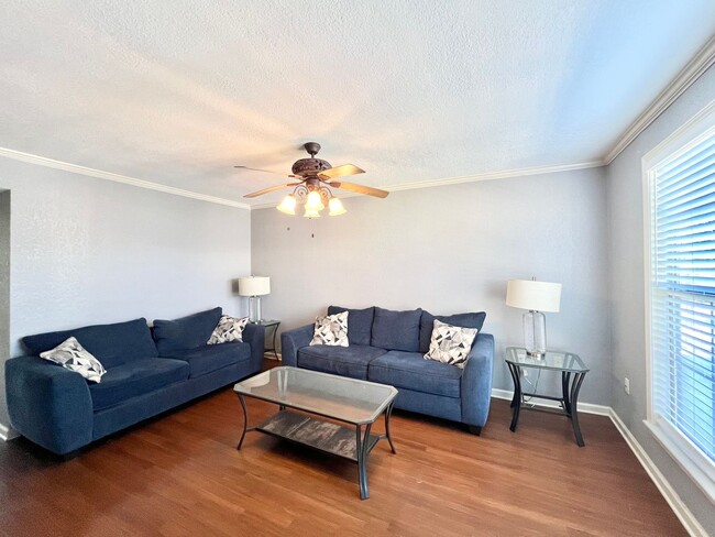 Photo - Two bedroom Lake Plaza Condo with Pool