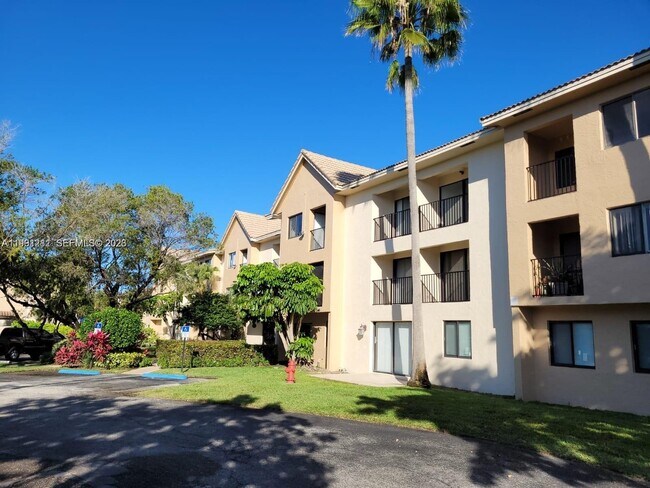 Photo - 10001 W Atlantic Blvd Unit 324