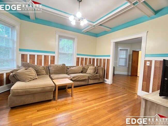Photo - 49 Parsons St