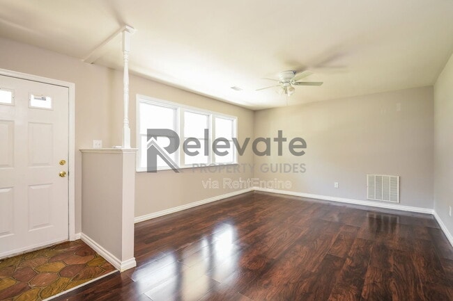 Photo - 523 Petty St