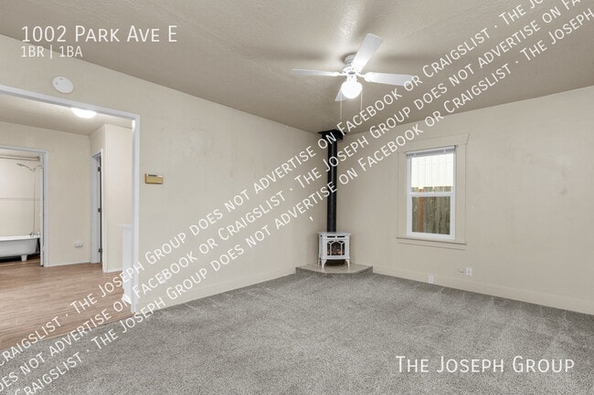 Photo - 1002 Park Ave E