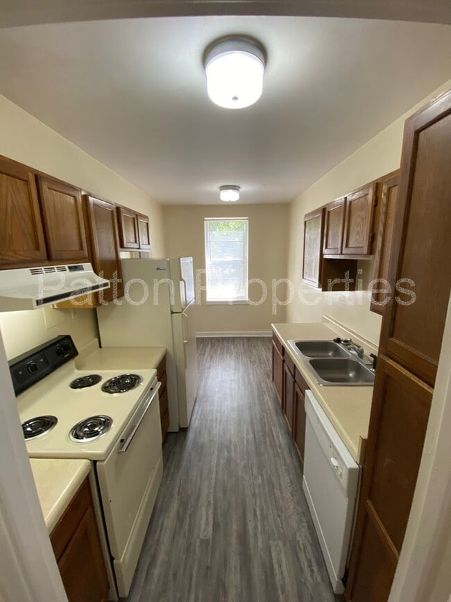 Photo - Five Points/Wales Garden Condo