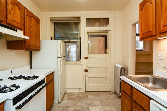 Photo - 4873 N Talman Ave Unit 3