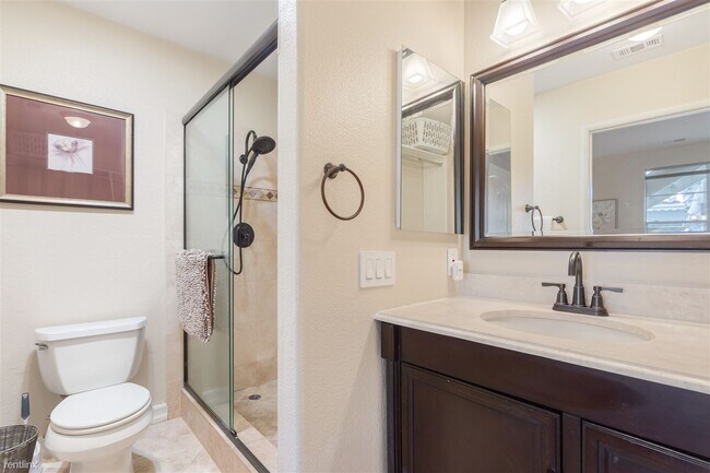 Photo - 1 br, 1 bath Condo - 3622 Bernwood Place
