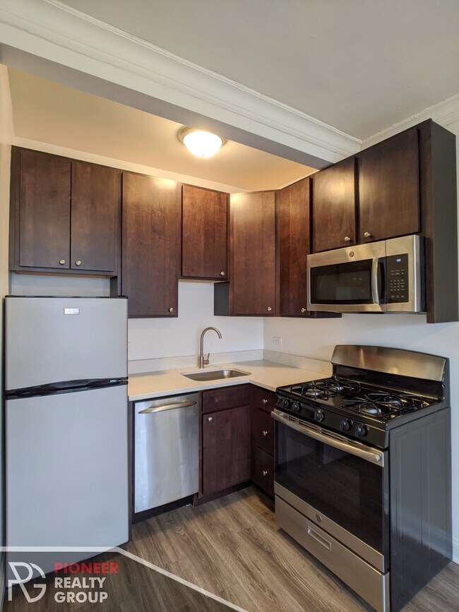 Photo - 2930 W Palmer St Unit 2936-403