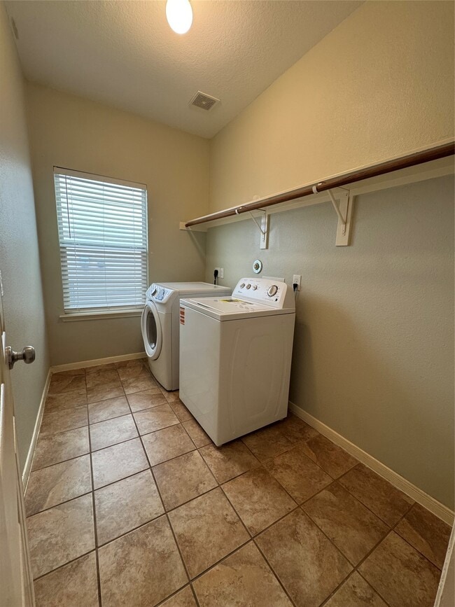 Photo - 20507 Providence Point Dr
