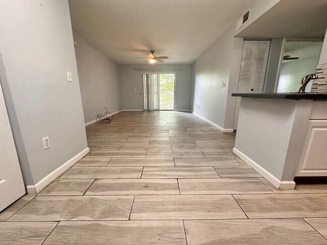 Photo - 50% OFF FIRST MONTH'S RENT ---- Recently Remodeled 2B/2B Unfurnished Condo in Indian Lake Unit 16