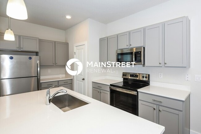 Photo - 3 Bedroom Pet-Friendly Home in Deland, FL ...