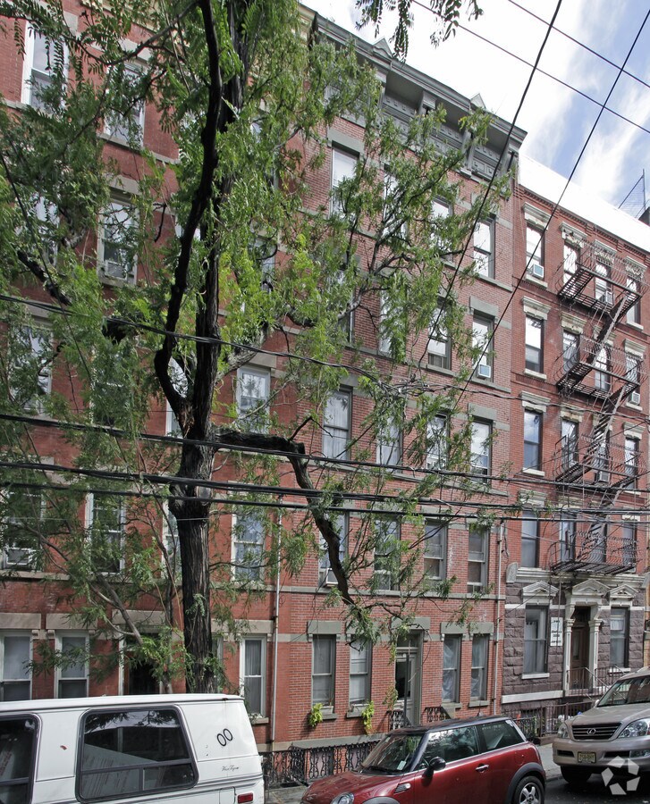 Photo - Del Forno Apartments