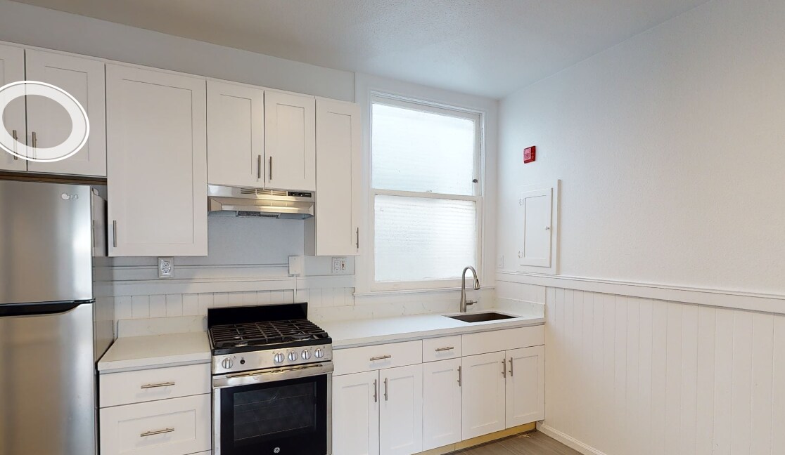 Photo - 2510 Bancroft Way Apartments