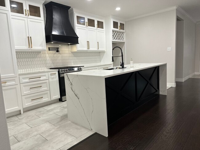 Building Photo - 7631 Retama Terrace Ln Rental