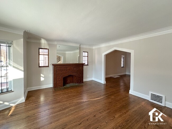 Photo - 16182 Greenlawn St