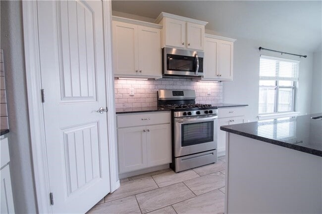 Photo - 1220 Gardenia St