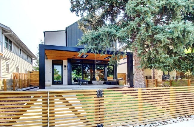 Photo - Luxury Living in the heart of Platte Park, 5bds, 4bas - Custom Finishes around every corner