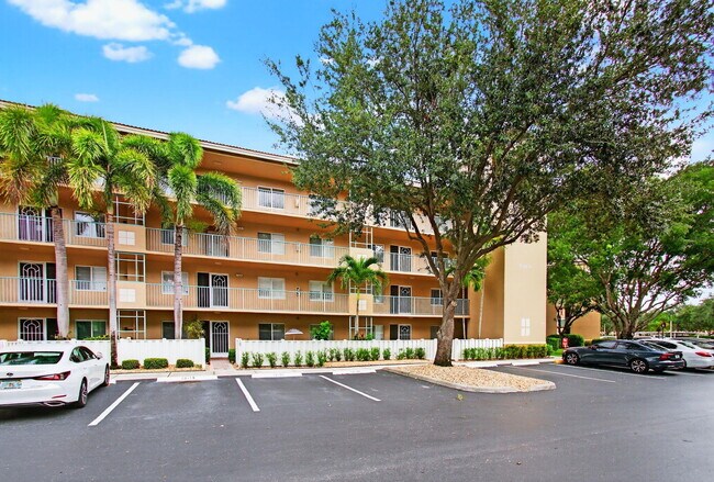 Photo - 5749 Gemstone Ct Condo Unit 308