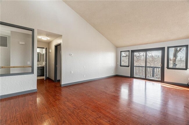 Photo - 13 Connie Ln