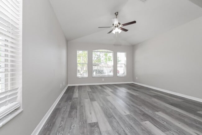 Photo - 3208 Summer Cruise Dr