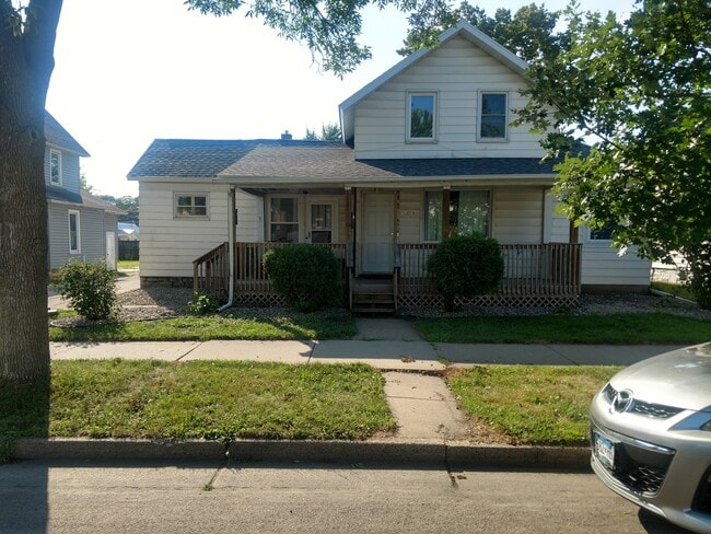 Photo - 509 Wilson St
