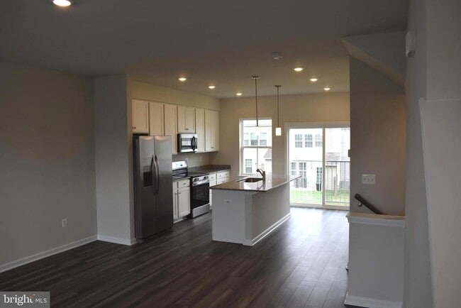 Photo - 119 Brashear Ct