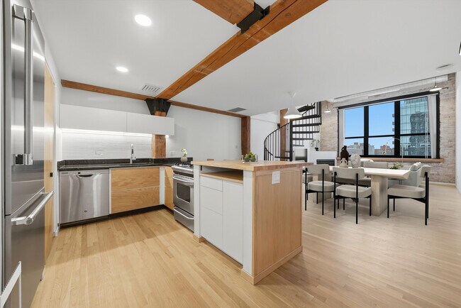 Photo - 1727 S Indiana Ave Unidad 422