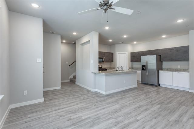 Photo - 1304 Pebblebrook Dr