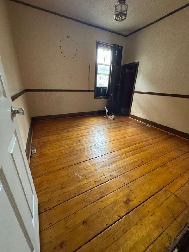 Photo - 432 Park Ave Unit 432 Park Ave