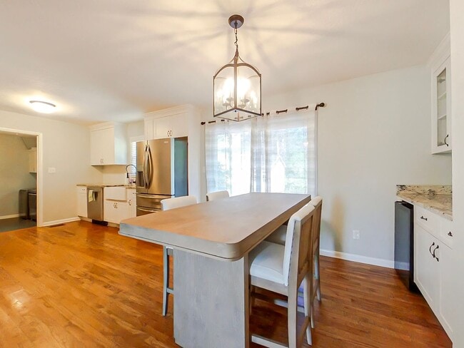 Photo - Furnished 4 Bedroom Rental in National Hills. Available now!