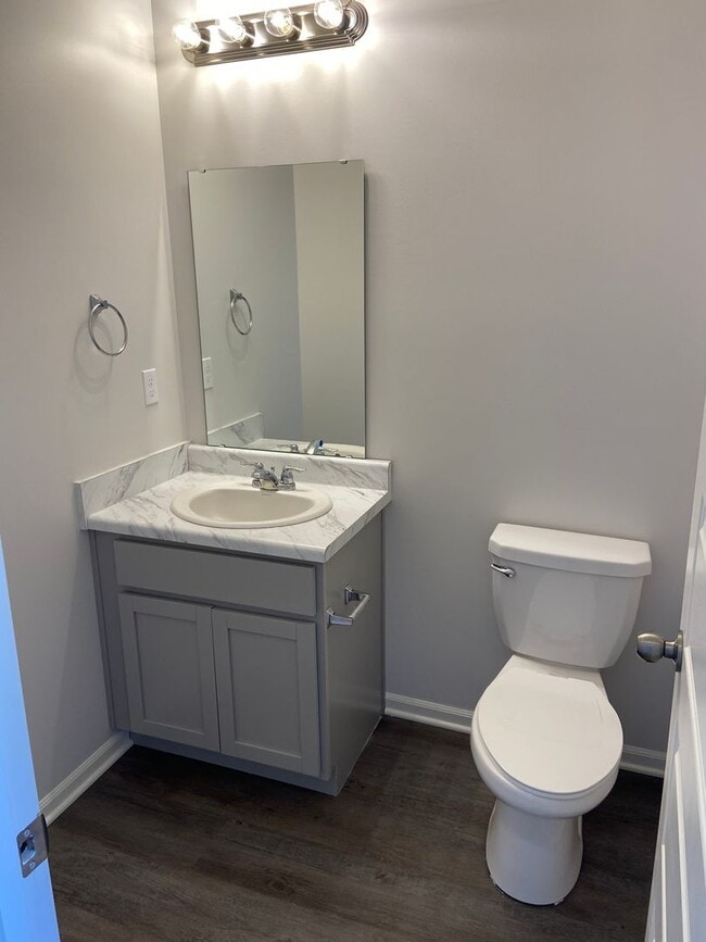 Photo - Now Preleasing! Comfortable Three Bedroom | Two and a Half Bath Home in Oak Woods