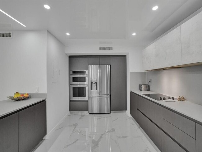 Photo - 2500 Parkview Dr Unit 1112