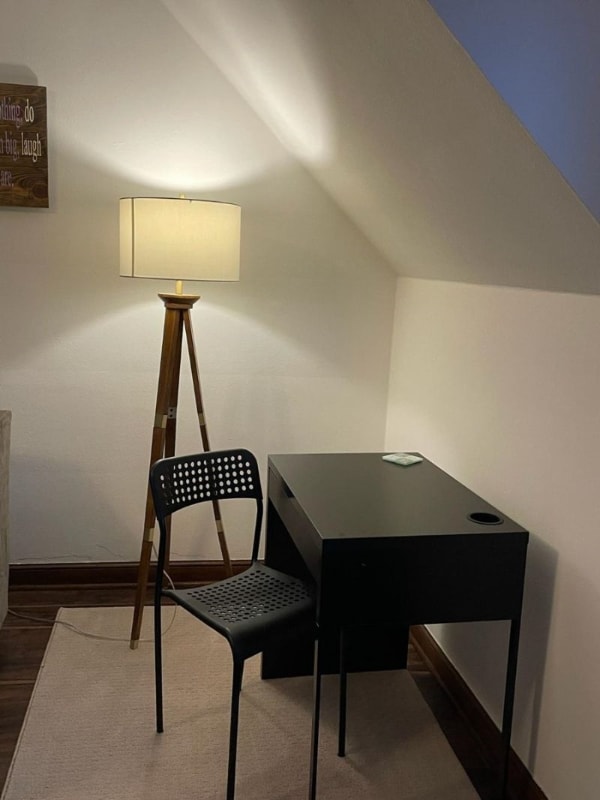 Photo - 25 Delos St W