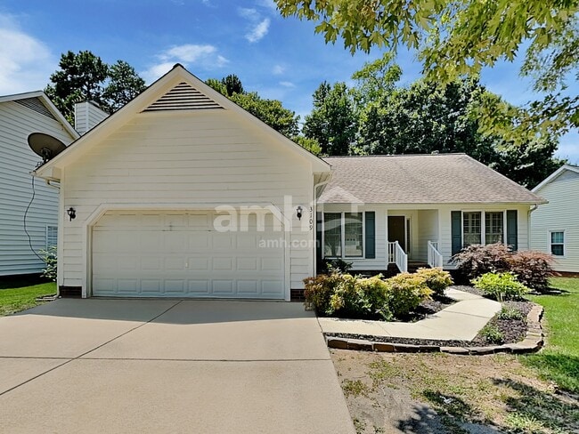 Building Photo - 3109 Southampton Dr Rental