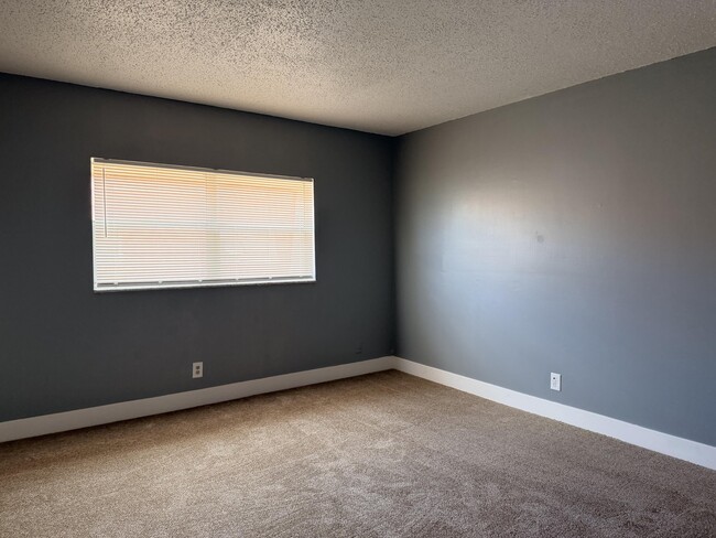 Photo - 2552 NW 52nd Ave