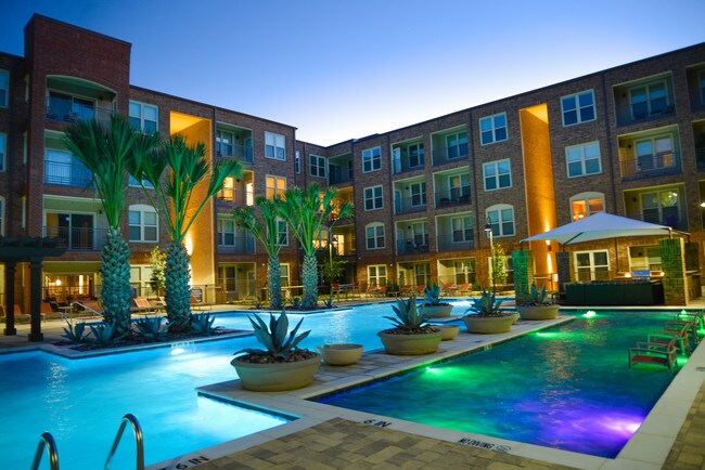 Emerson At Frisco Market Apartments For Rent In Tx Forrent Photo Emerson At Frisco Market Apartments