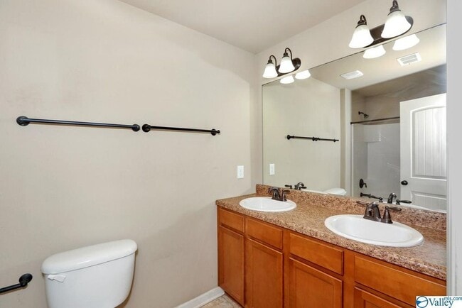 Photo - 140 Harold Murphy Dr