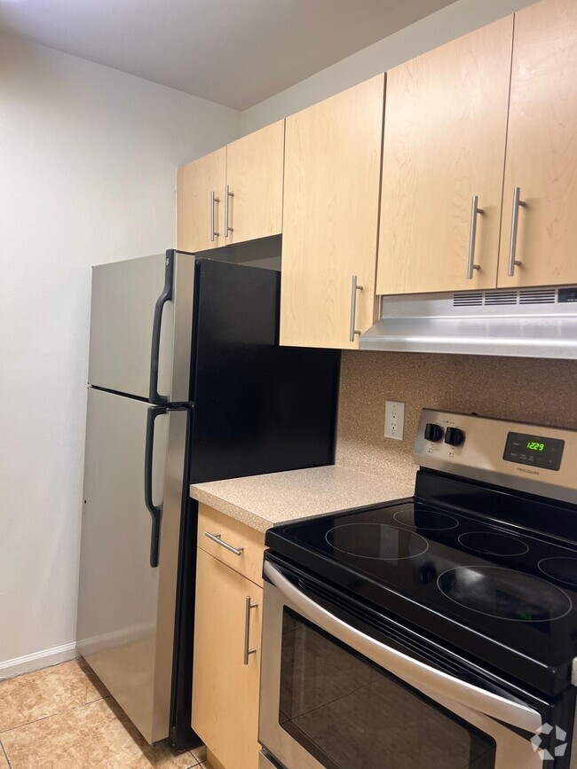 Building Photo - 1500 N Congress Ave Unit B24 Rental