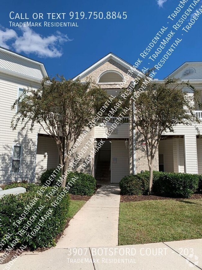 Building Photo - 2 Bedroom 2 Bath Condo on Botsford Court A...