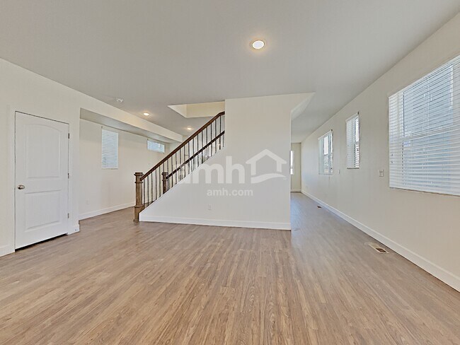 Photo - 4283 Crestone Peak St