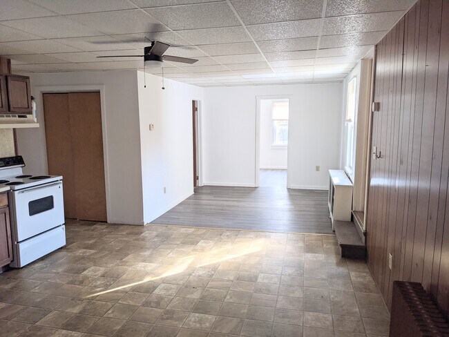 Photo - 941 Port Carbon St Unit 5